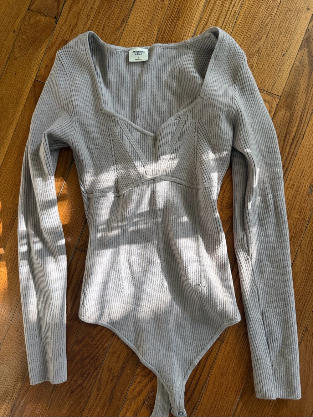 Abercrombie Long-Sleeve Ribbed Corset Bodysuit in Gray/ Taupe